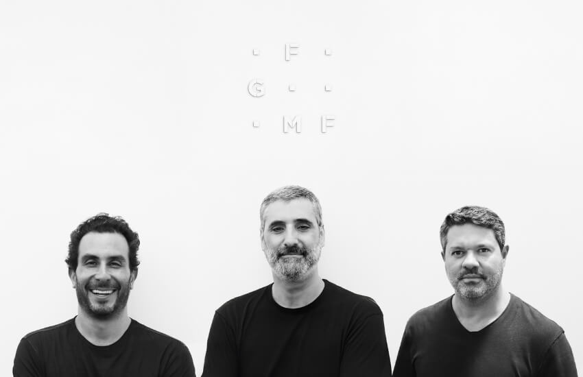 Portrait of FGMF founding partner, architect Fernando Forte (with the team)