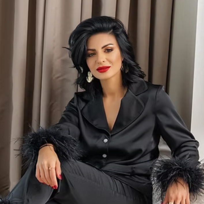 Profile of Yasmin Farahmandy