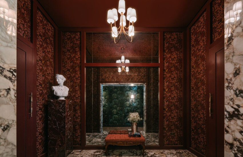 Entrance area leading to the dining hall at Obica Restaurant and Lounge in Manama